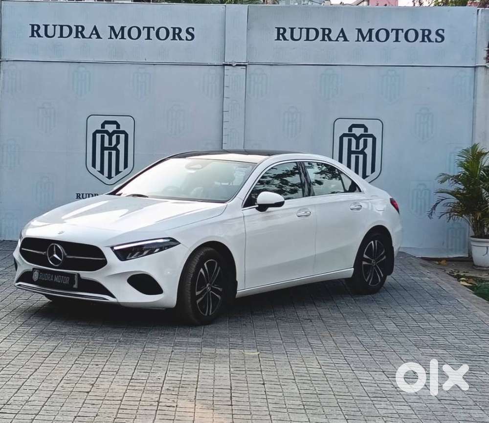 Mercedes-benz A-class Limousine 200, 2023, Petrol