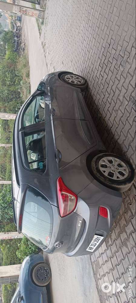 Family Used Car Grand I10 2015 Dec Owner 2nd