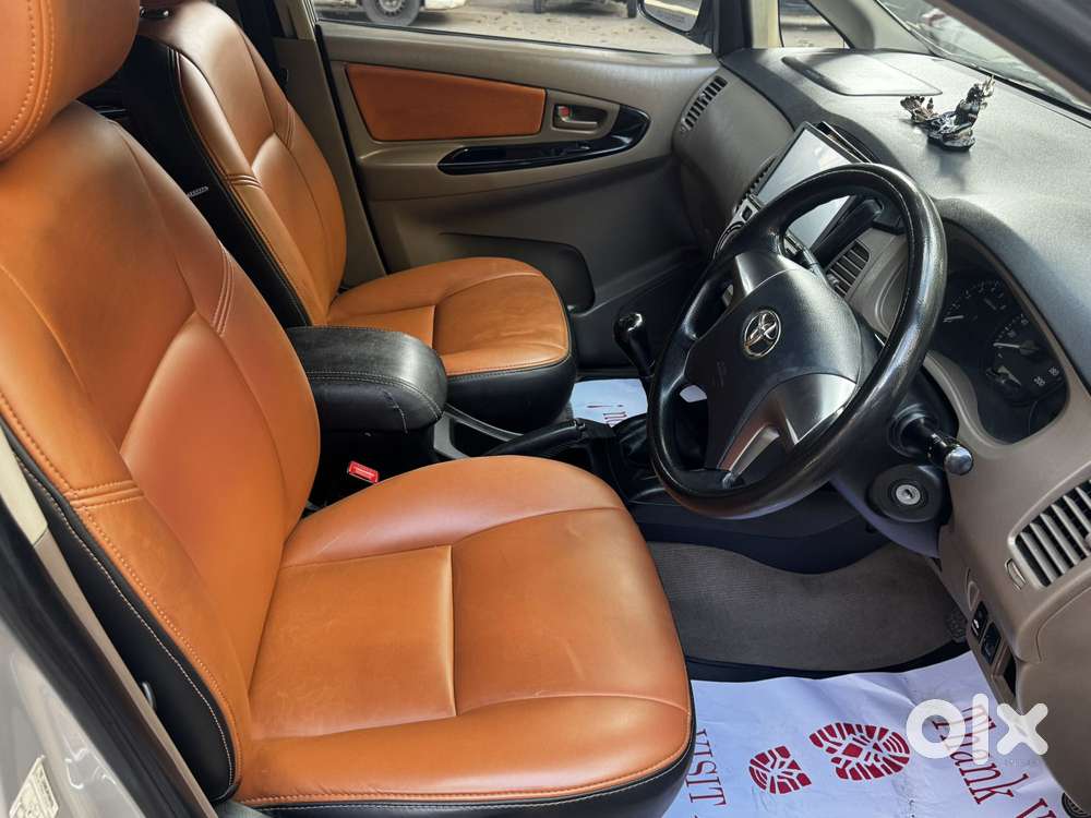 Toyota Innova 2.5 Gx (diesel) 7 Seater Bs Iv, 2016, Diesel