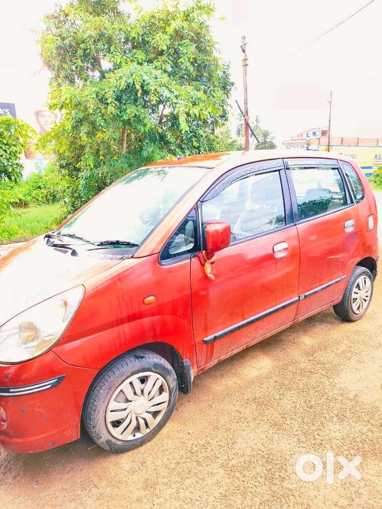 Maruti Suzuki Zen Estilo 2012