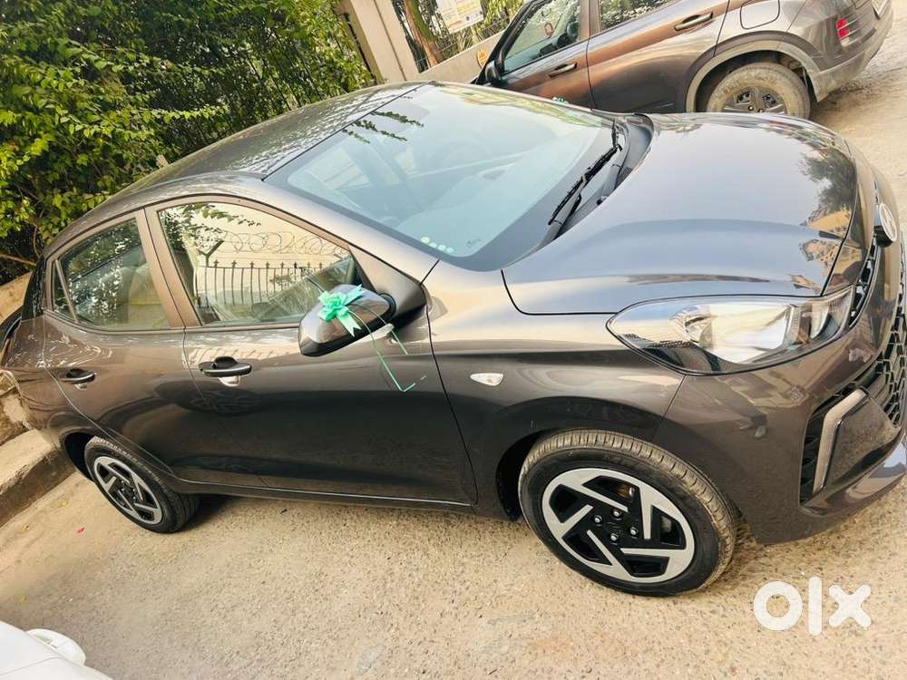 Taxi Taxi Taxi Ye New Car H Old Nahi Kmse Km Downpayment Pe Uplabdh