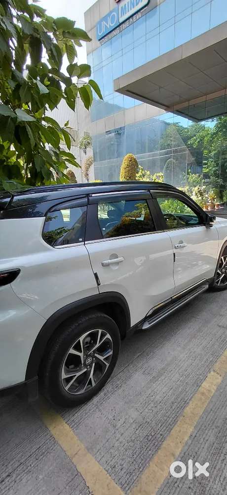 Toyota Urban Cruiser Hyryder 2024 Petrol Well Maintained