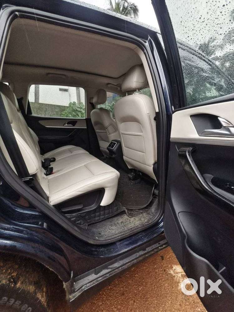 Mahindra Xuv700 2.2 Ax 7 Diesel At Luxury Pack Str, 2022, Diesel