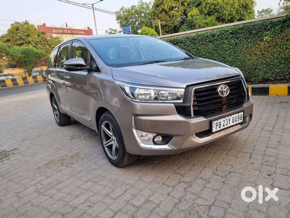 Toyota Innova Crysta 2.4 G Mt 7 Str, 2019, Diesel