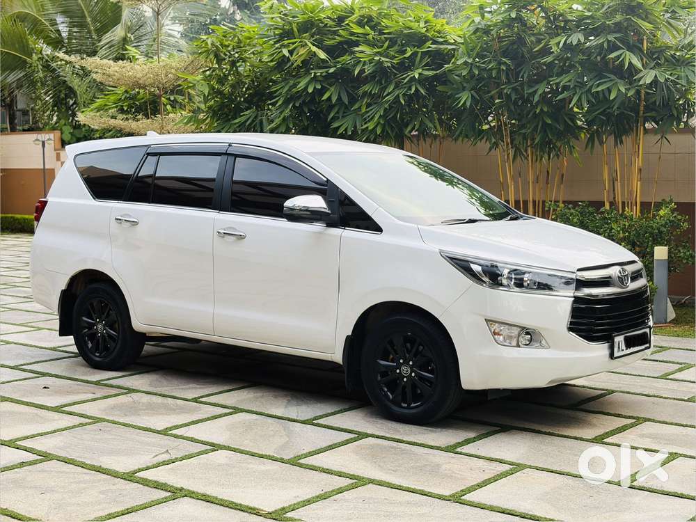Toyota Innova Crysta 2.4 V 8 Str, 2019, Diesel