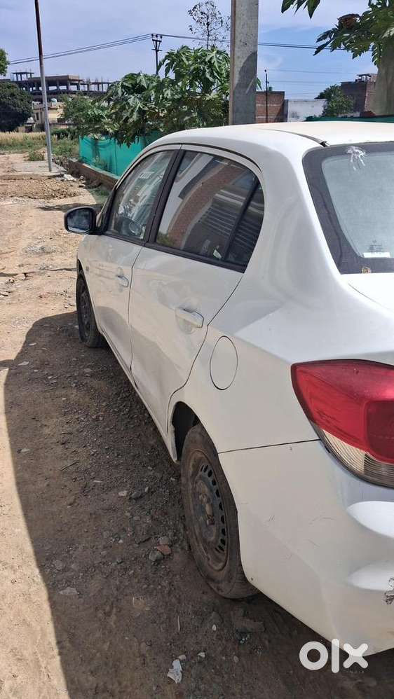 Honda Amaze 2013