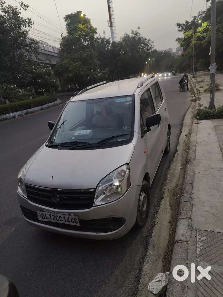 I Am Selling My Wagon R Lxi 2011 July Model All Geniun And Sealed Car