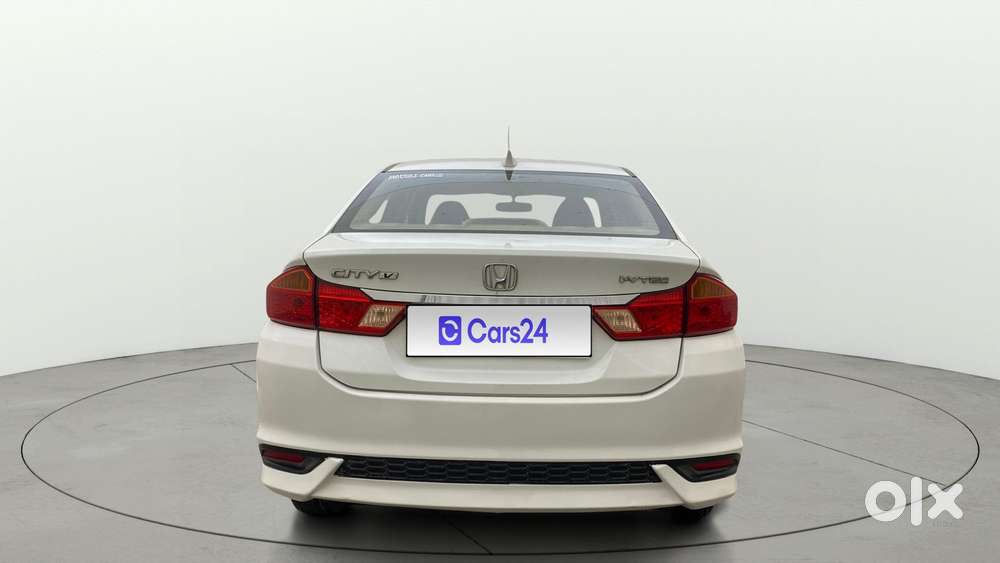 Honda City I-vtec V, 2018, Petrol