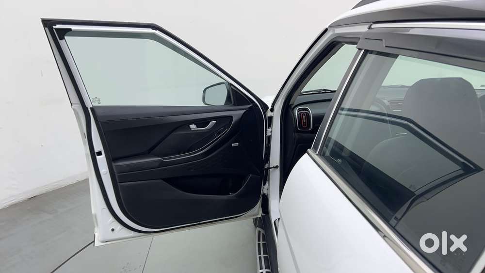 Hyundai Creta Sx (o) 1.5 Petrol Cvt Knight, 2023, Petrol