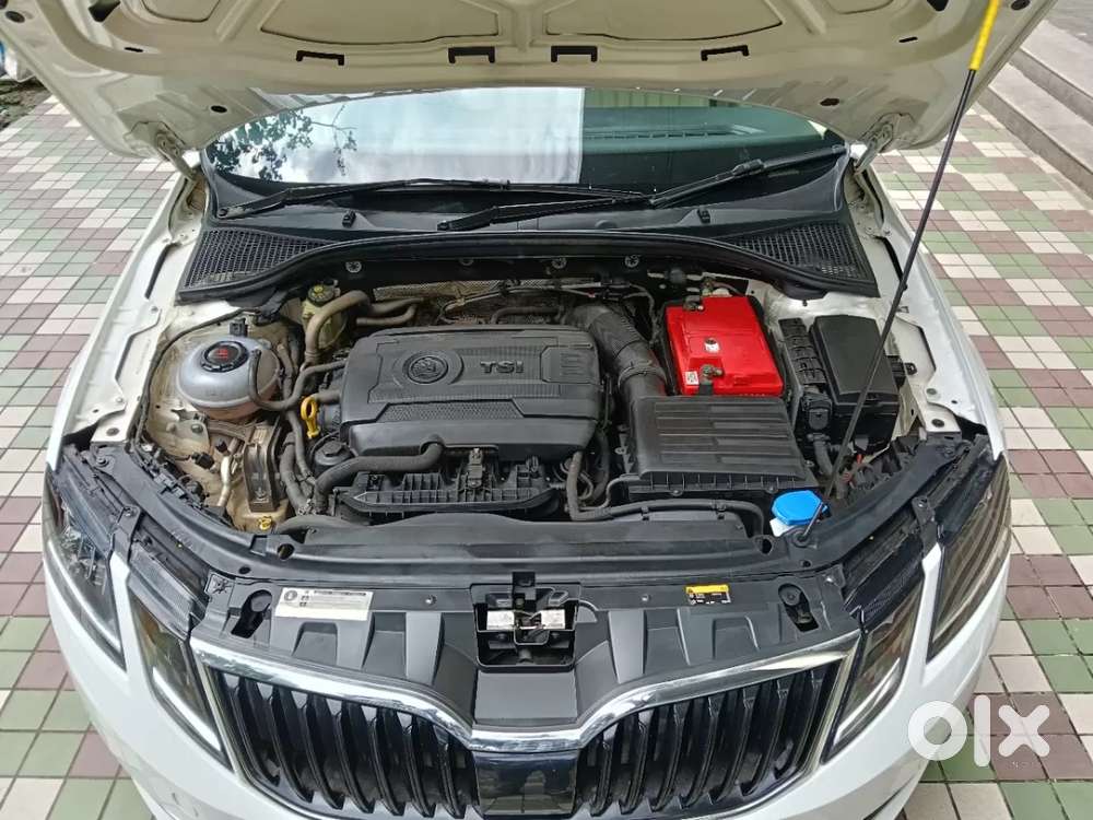 Skoda Octavia, 2019, Petrol