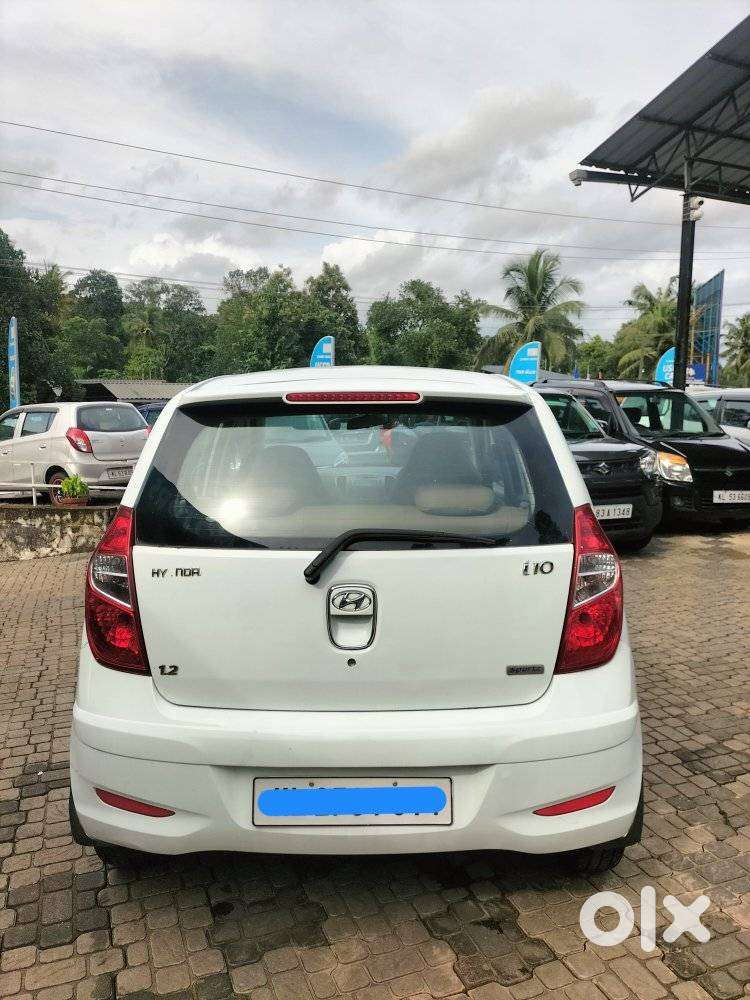Hyundai I10 Sportz, 2012, Petrol