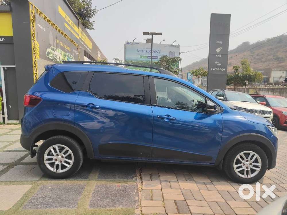 Renault Triber Rxt, 2022, Petrol