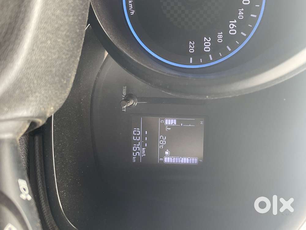 Hyundai Venue 2021 Diesel Well Maintained