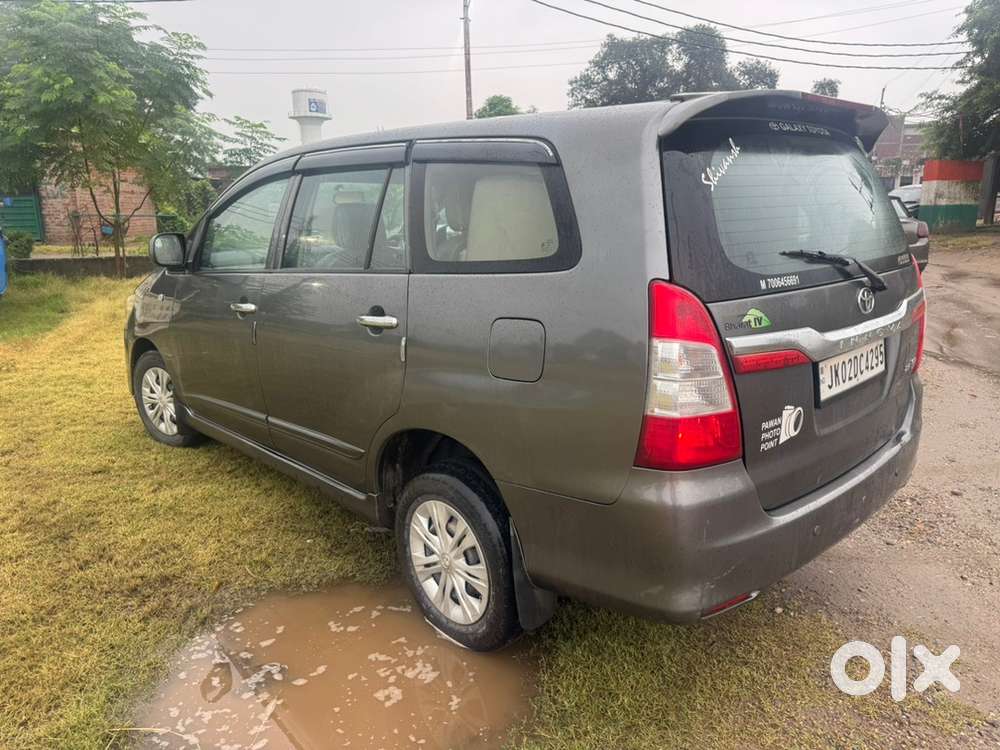 Toyota Innova 2014 Diesel 143000 Km