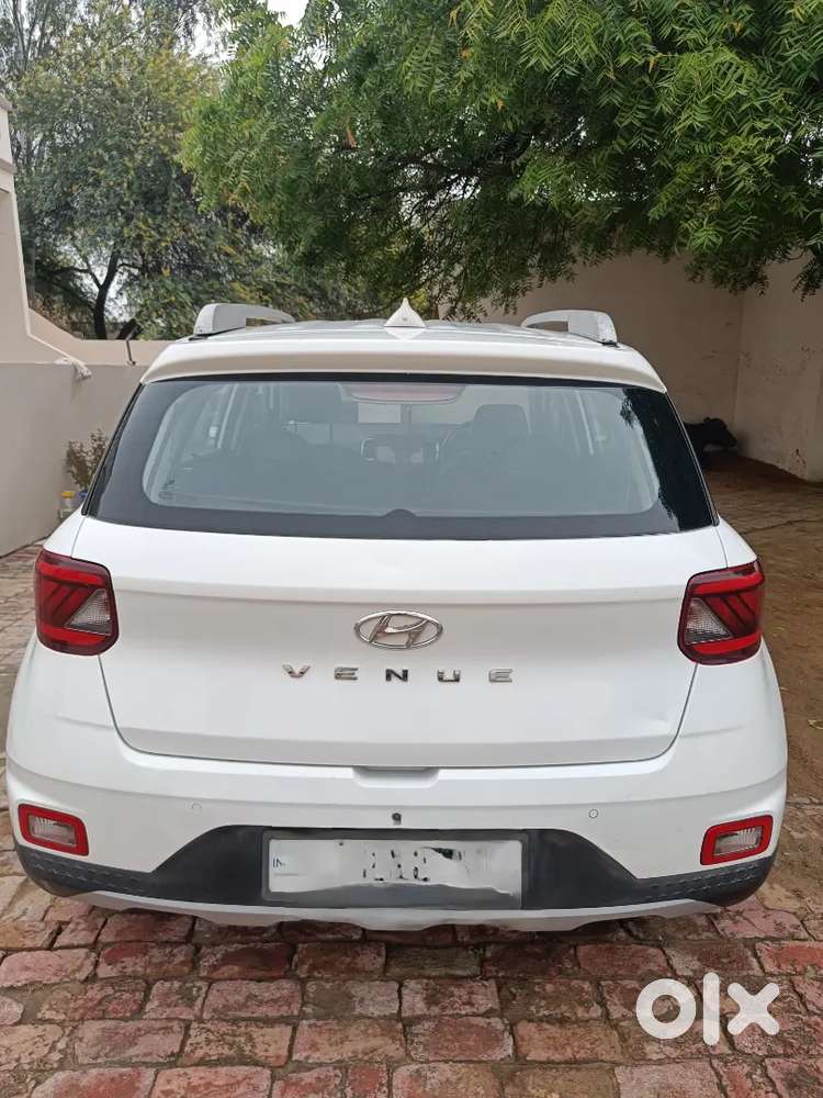 Hyundai Venue 2020 Manual Petrol Car
