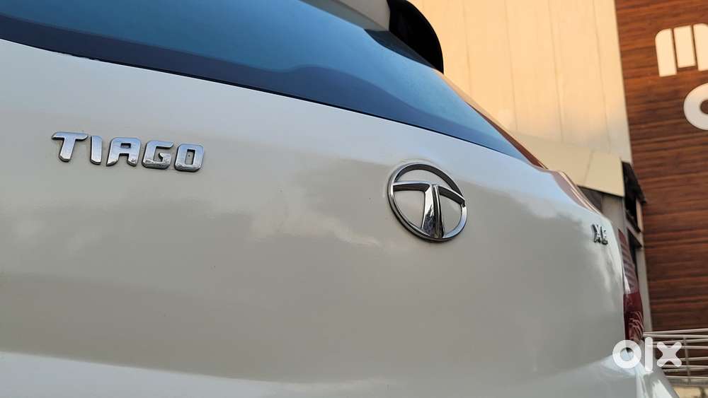 Tata Tiago 1.2 Revotron Xe Option, 2018, Petrol