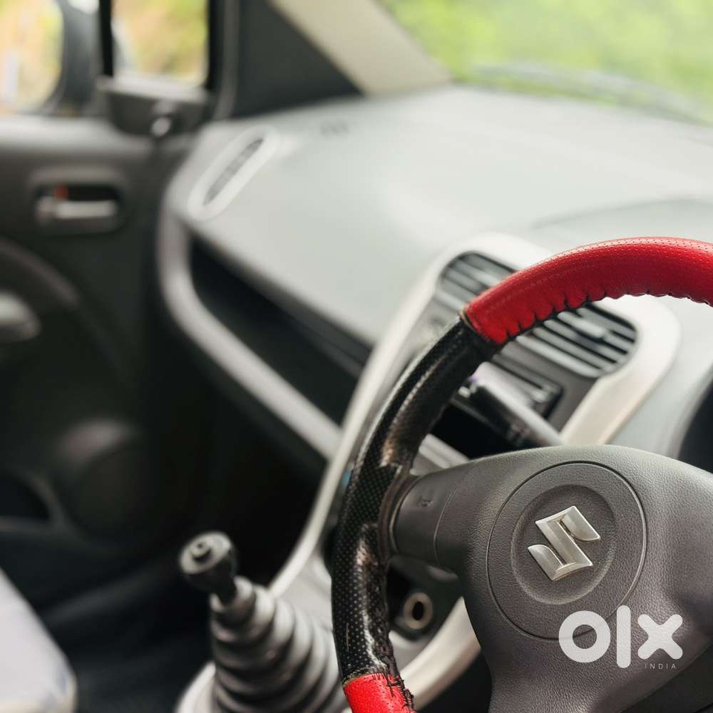 Maruti Suzuki Ritz Vxi, 2011, Petrol