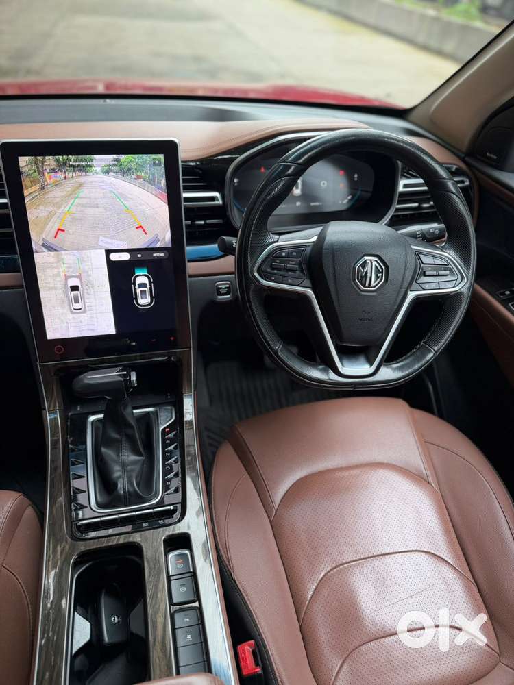 Mg Hector Plus Sharp Pro 1.5 Turbo Petrol Cvt 6 Str, 2023, Petrol
