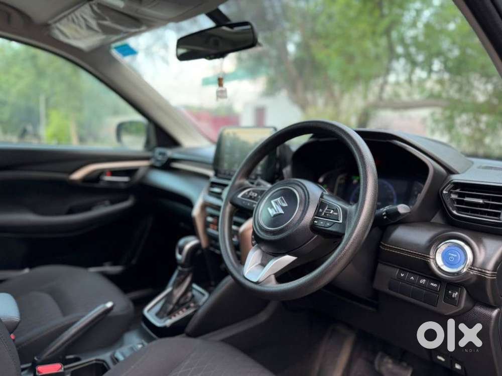 Maruti Suzuki Grand Vitara 1.5 Zeta Smart Hybrid At, 2025, Petrol