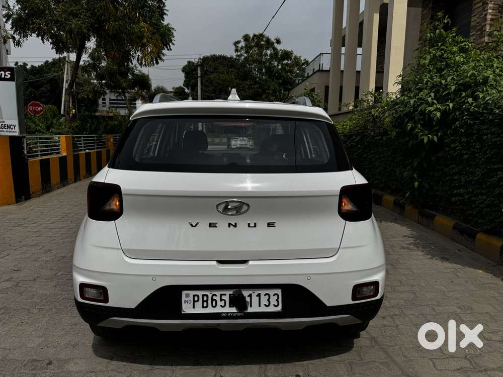 Hyundai Venue S 1.2 Petrol, 2021, Petrol
