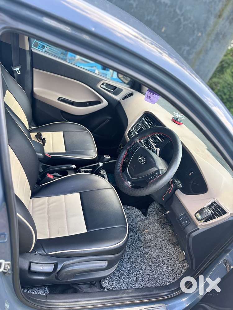 Hyundai I20 Asta Petrol 2015