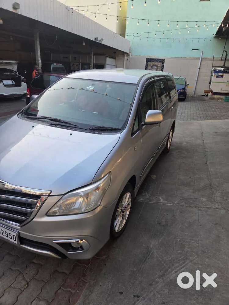 Toyota Innova Diesel 7 Seater 2015