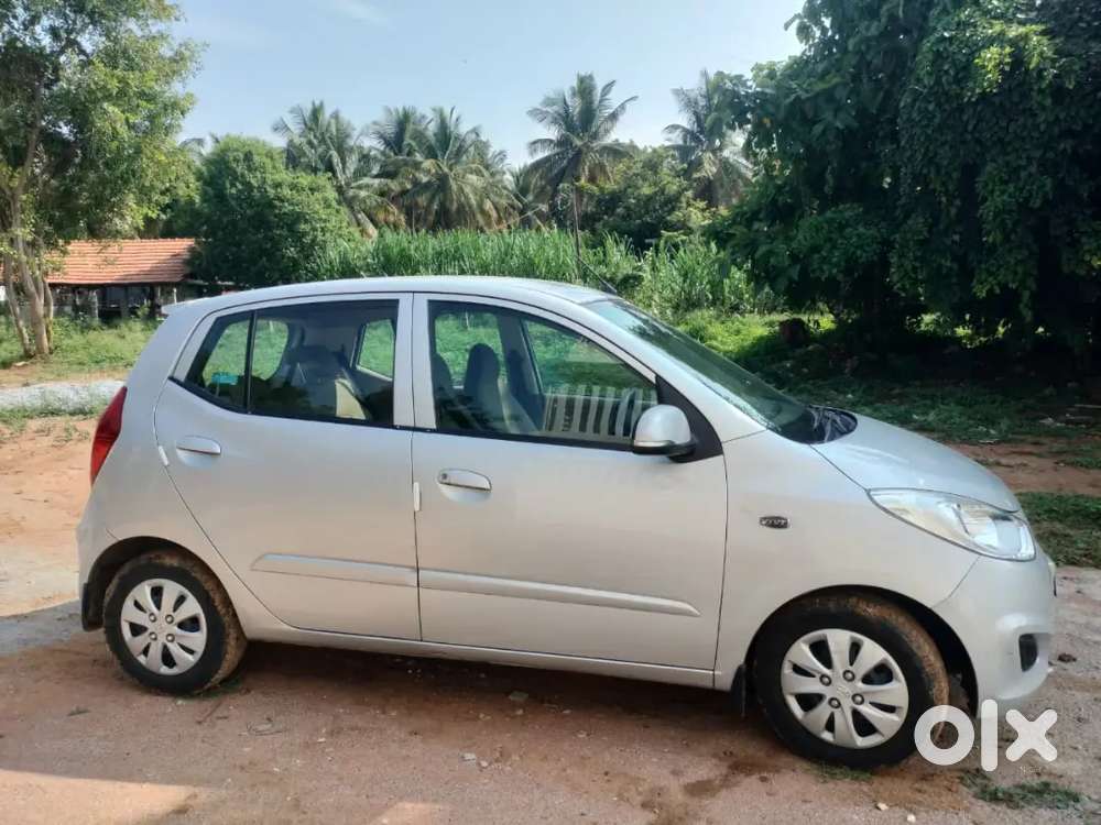 Hyundai I10 Sportz 2011