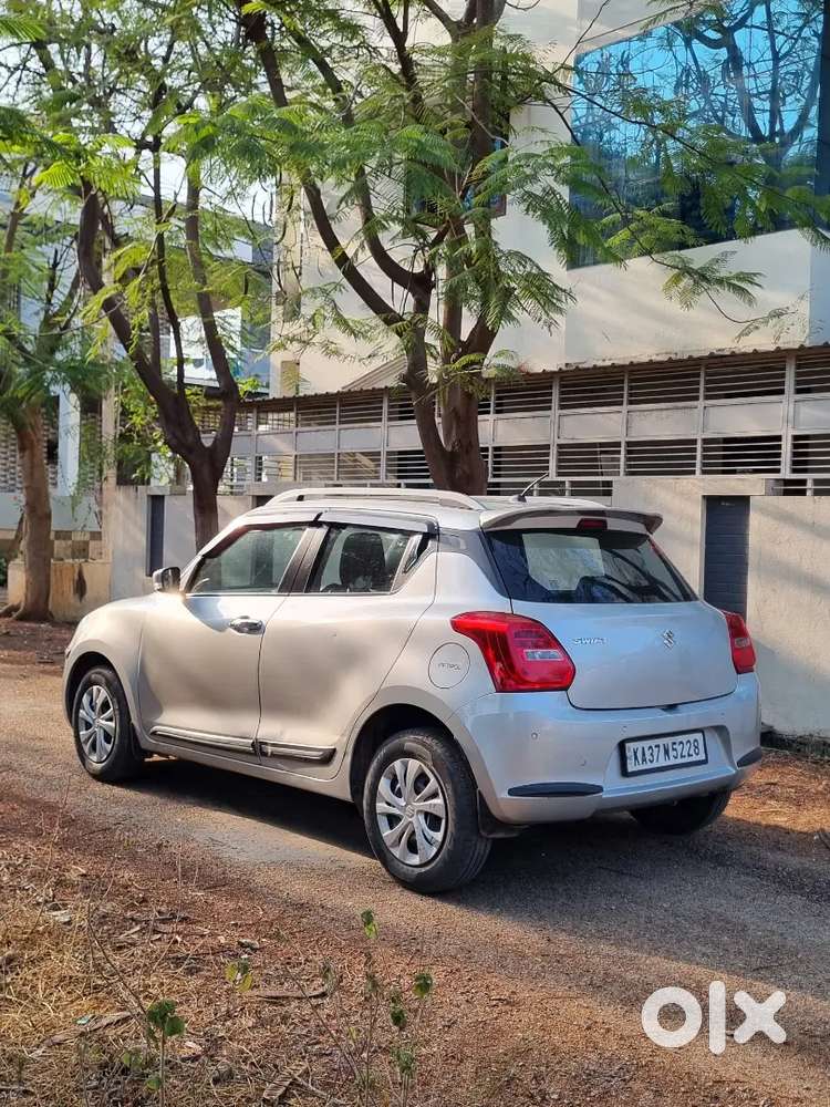 Maruti Suzuki Swift 2021 Petrol 49000 Km Driven
