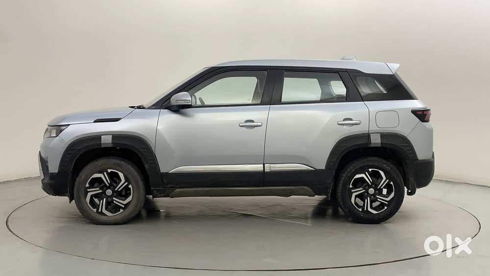Maruti Suzuki Brezza Vxi At, 2023, Petrol