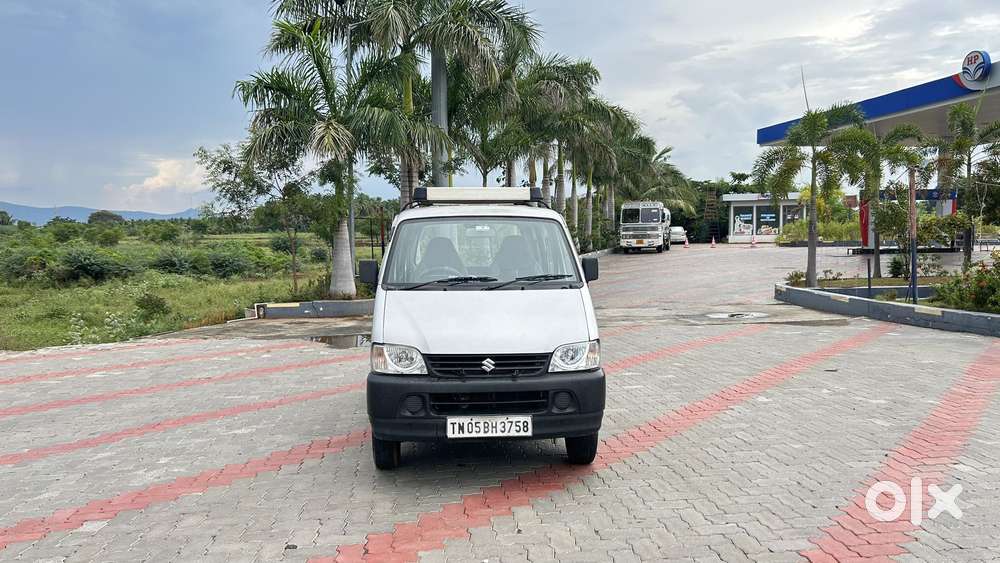 Maruti Suzuki Eeco 5 Str Ac (o), 2016, Petrol