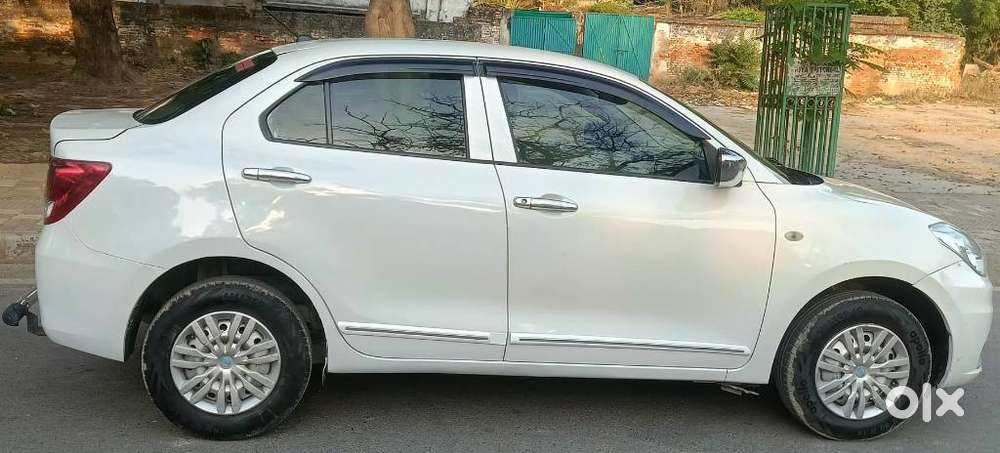 Maruti Suzuki Dzire 1.2 Lxi, 2023, Cng & Hybrids