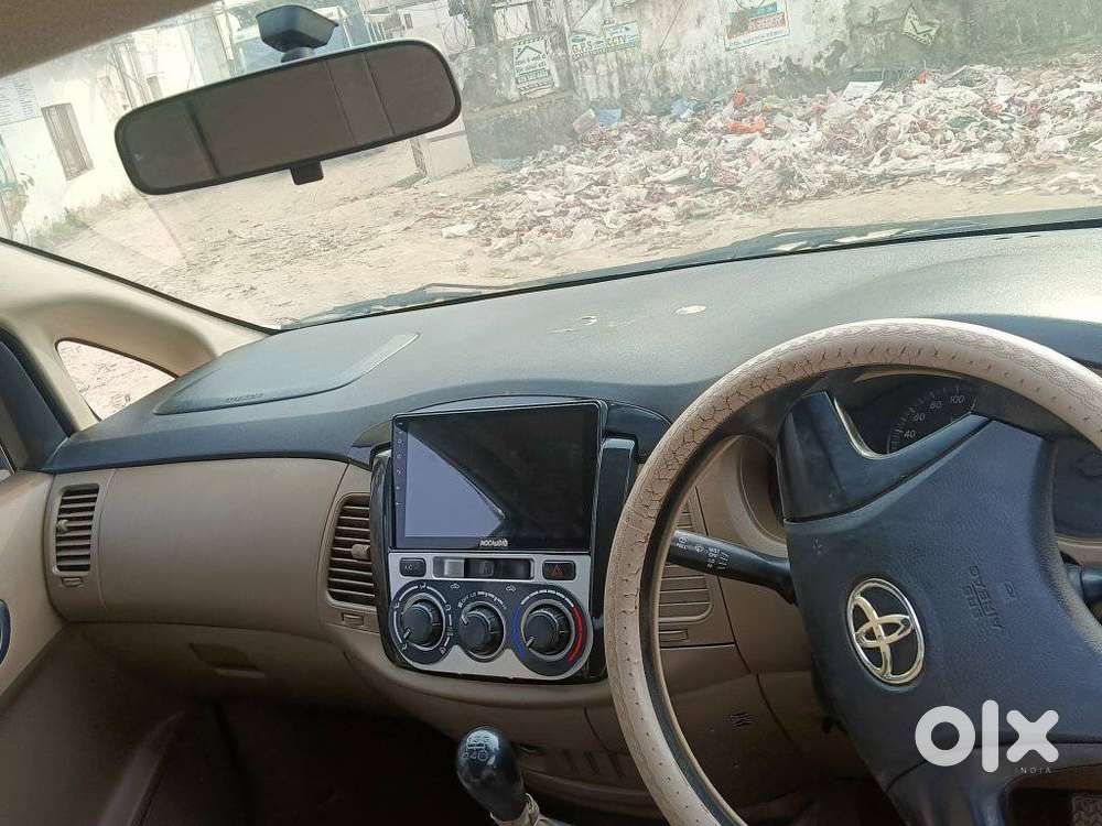 Toyota Innova 2.0 Gx 8 Seater, 2016, Diesel