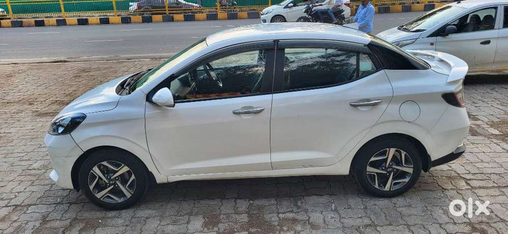 Hyundai Aura 1.2 Sx Cng, 2024, Cng & Hybrids