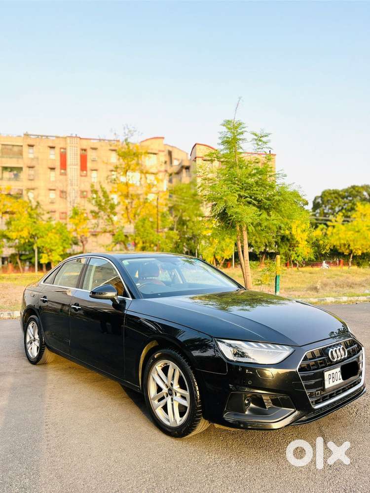Audi A4 35 Tfsi Premium + Sunroof, 2022, Petrol