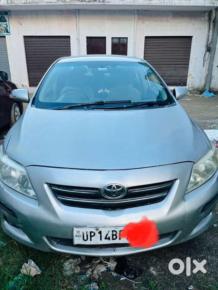 Toyota Corolla Altis 2011