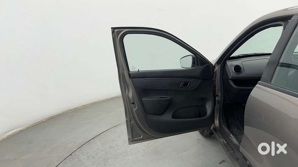 Renault Kwid Rxt 1.0, 2017, Petrol