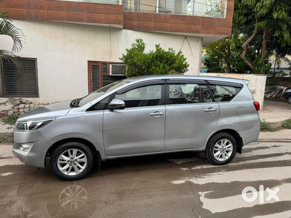 Toyota Innova Crysta 2.4 V 7 Str, 2018, Diesel