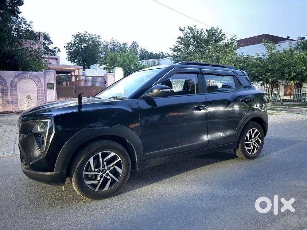 Mahindra Xuv 3xo Ax5 Ds Mt, 2024, Diesel