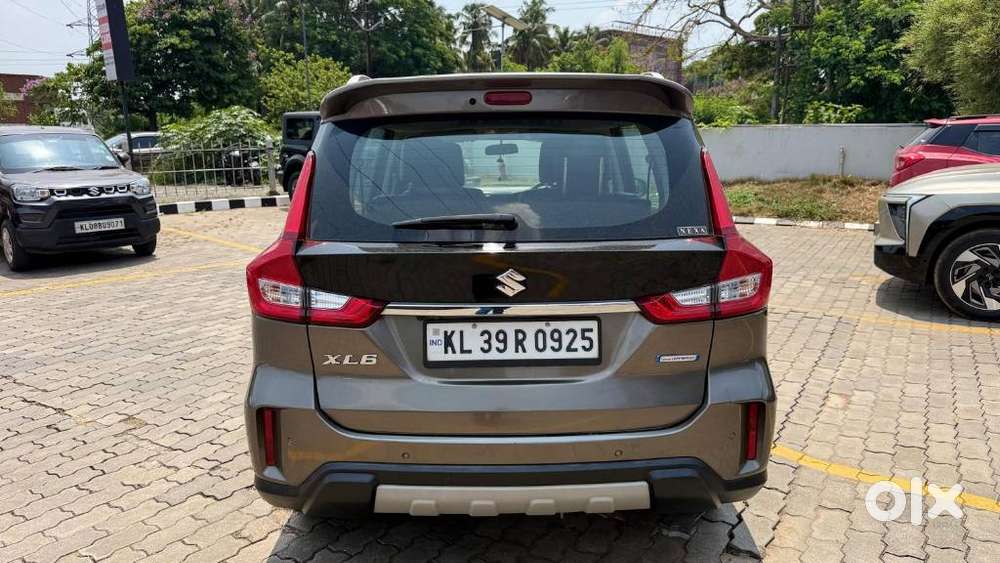 Maruti Suzuki Xl6 1.5 Alpha At, 2021, Petrol