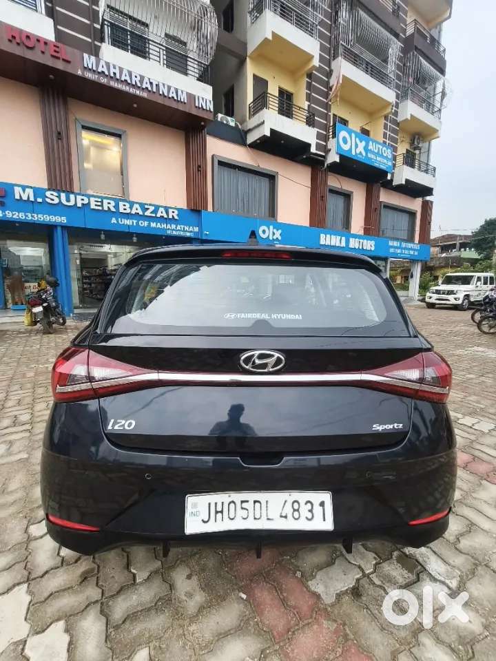 Hyundai I20 Sportz 1.2 Mt, 2023, Petrol