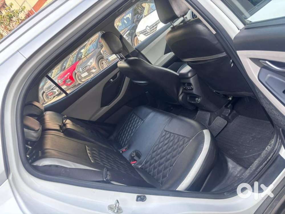 Hyundai Creta Sx Petrol Mt, 2022, Petrol