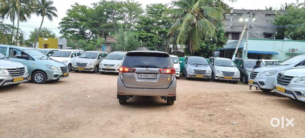 Toyota Innova Crysta 2.8z Automatic, 2016, Diesel