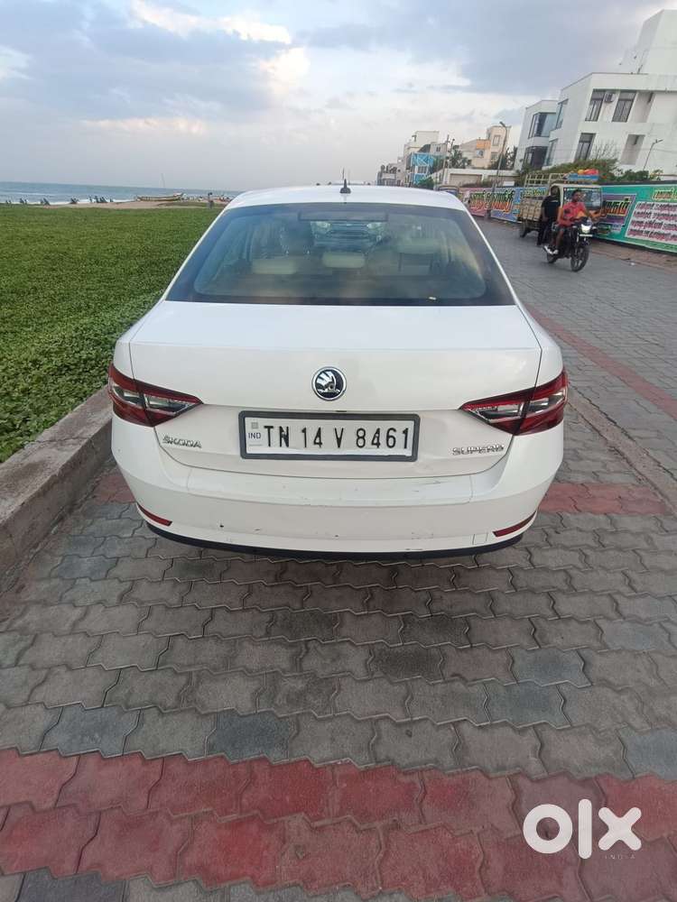 Skoda Superb Laurin And Klement 1.8, 2020, Petrol
