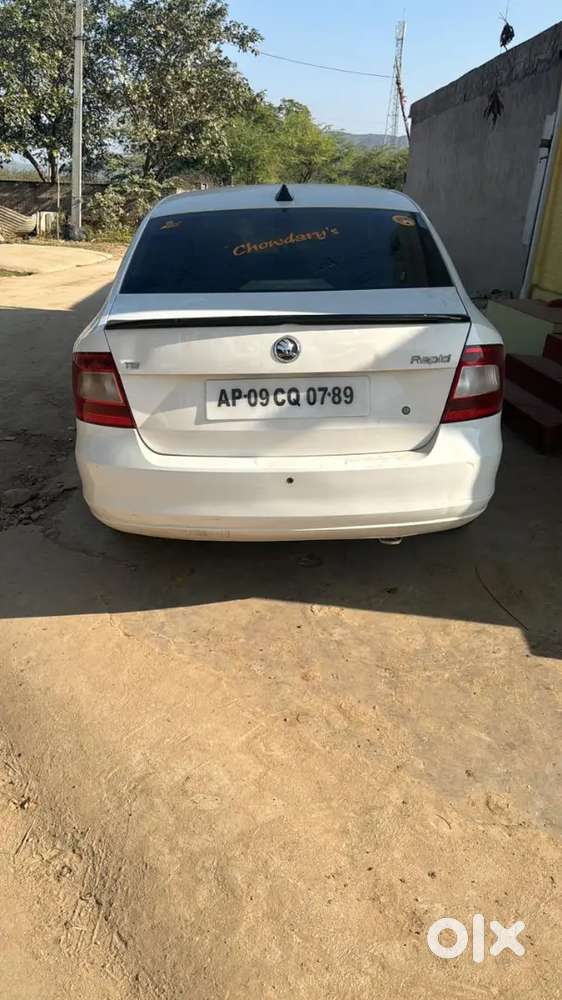 Skoda Rapid 2012 Diesel 92000 Km Driven