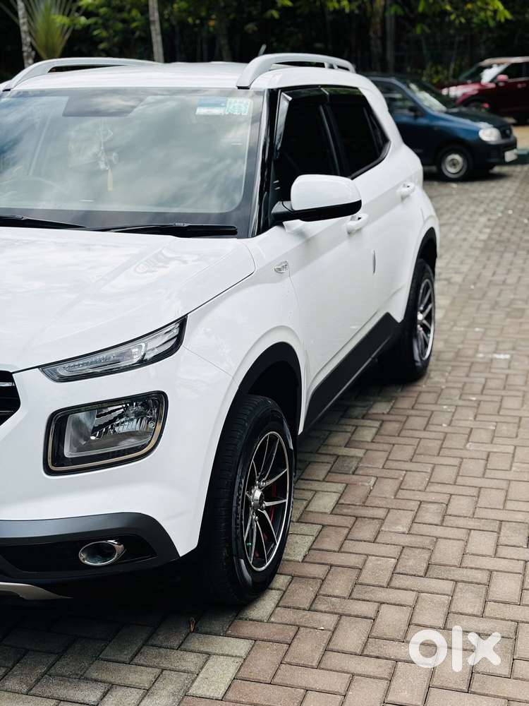 Hyundai Venue S 1.2 Petrol, 2020, Petrol