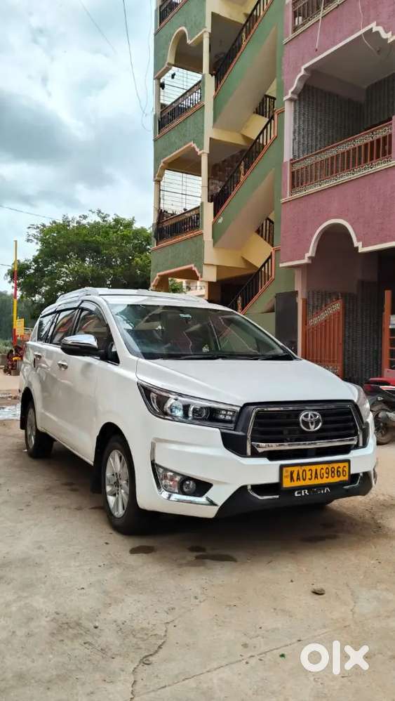 Toyota Innova Crysta 2019