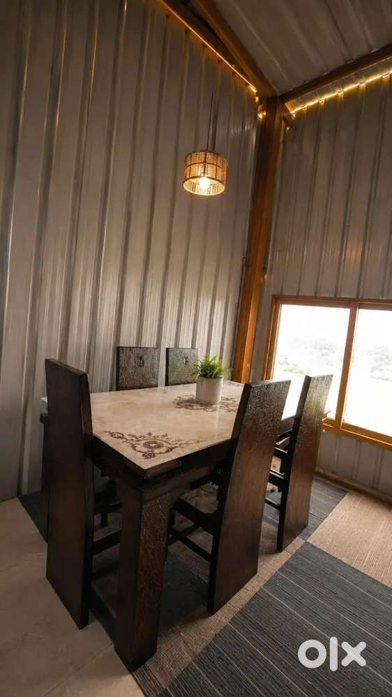 Dining table at minimum price