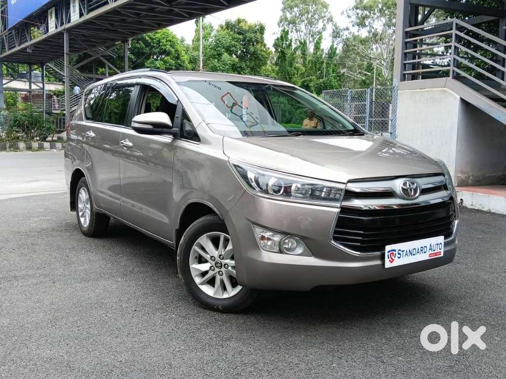 Toyota Innova Crysta 2.4 Vx Mt 8s, 2016, Diesel