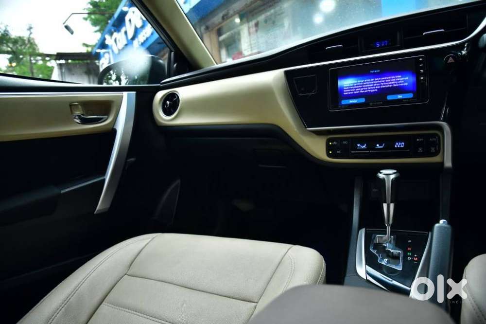 Toyota Corolla Altis 1.8 G Cvt, 2018, Petrol