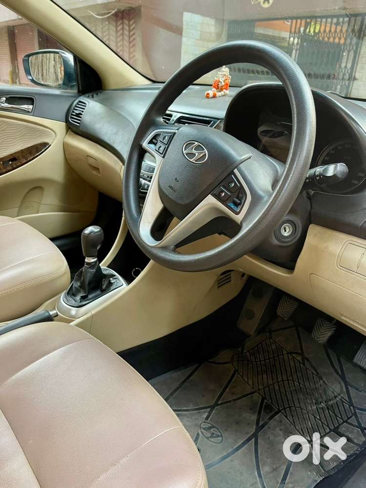 Hyundai Verna 1.6 Vtvt Ex |1st Owner| Only 32000km| White Color